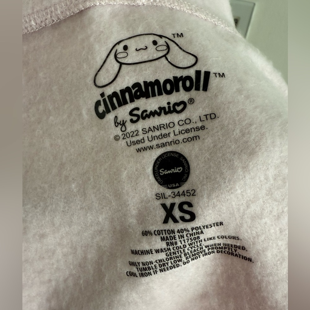 Cinnamoroll Sanrio Pink Zip-Up Hoodie Hello Kitty & Friends Size Extra Small - Picture 4 of 4